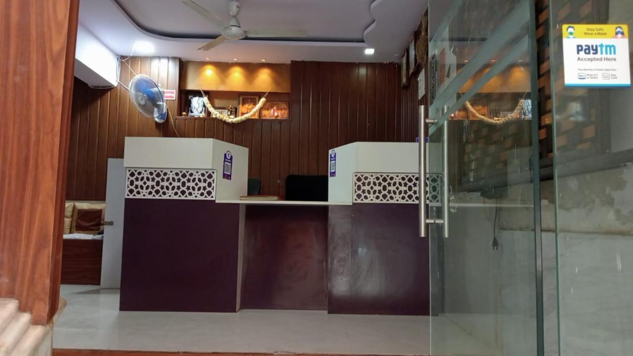 Kurla Terminus Square酒店 外观 照片